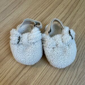 Gap Baby Sherpa Clogs Sz 3-6mo